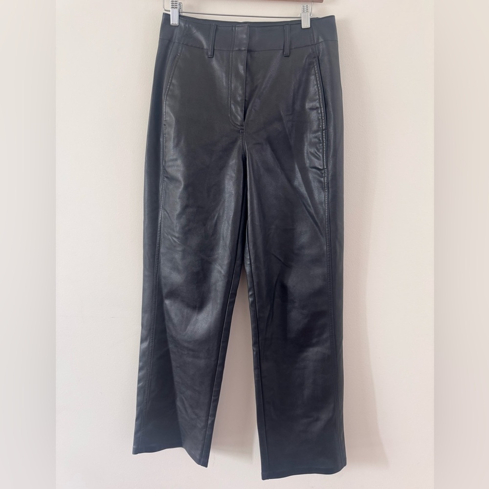 Women’s Aritzia Size 4 Wilfred Free Faux Leather Pant  Black